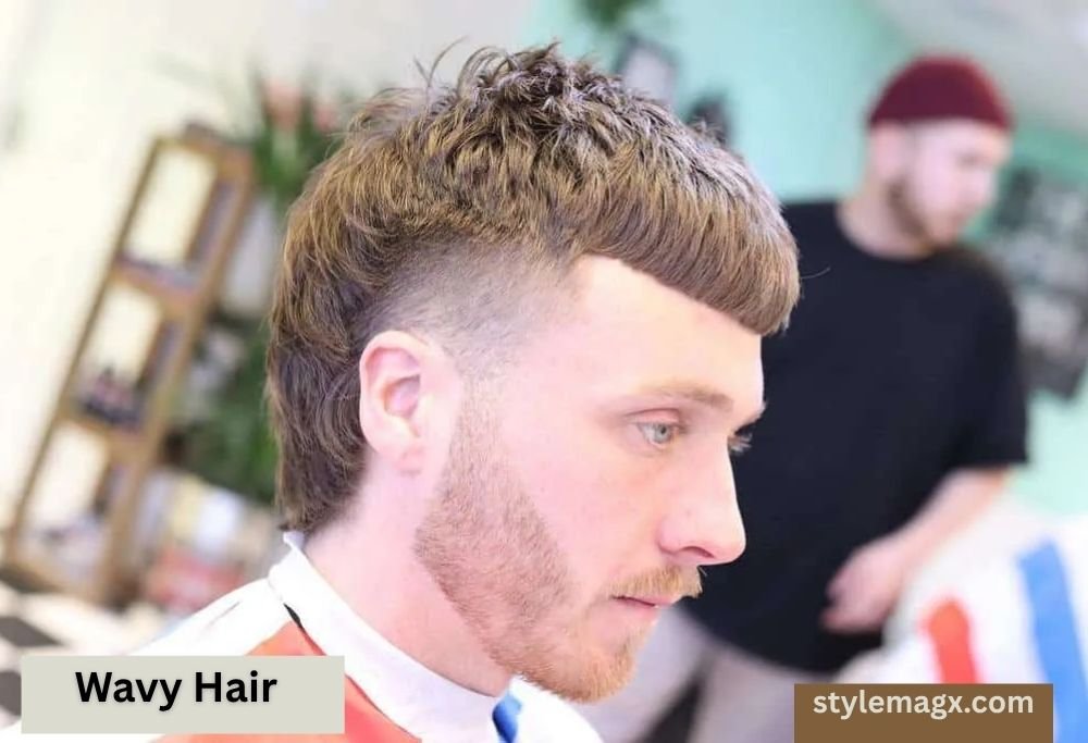 How to Get a Middle Part Haircut: 7 Easy Steps for a Perfect Look 6 Wavy Hair